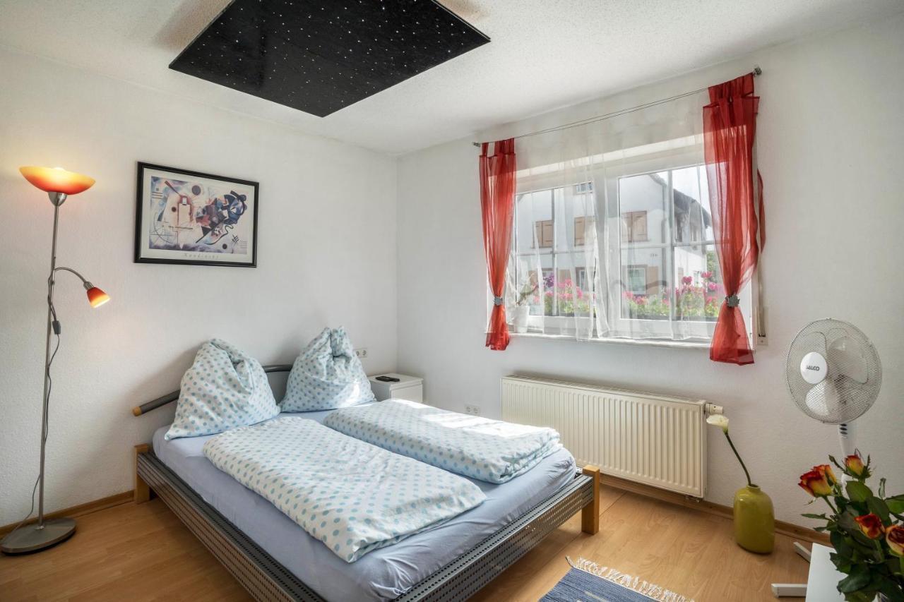 Ferienwohnung Schlaefer คัปเพล-กราเฟินเฮาเซน ภายนอก รูปภาพ